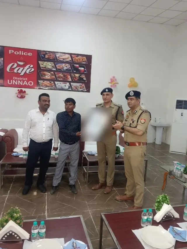 Police Cafe, District Unnao — ISO certificate presented by Certsure Certification